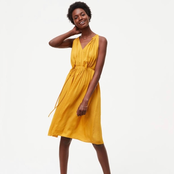 LOFT Dresses & Skirts - LOFT Tassel Tie Waist Dress